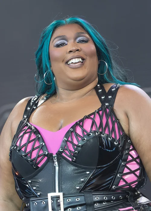 Lizzo portrait