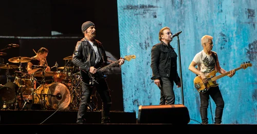 U2 portrait